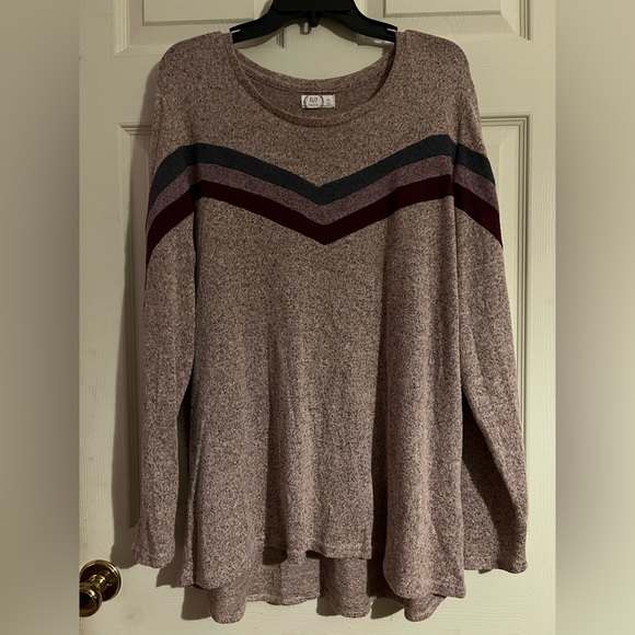 Maurices 24/7 Sweater, Chevron print, purple, gray, size XXL - Picture 2 of 8